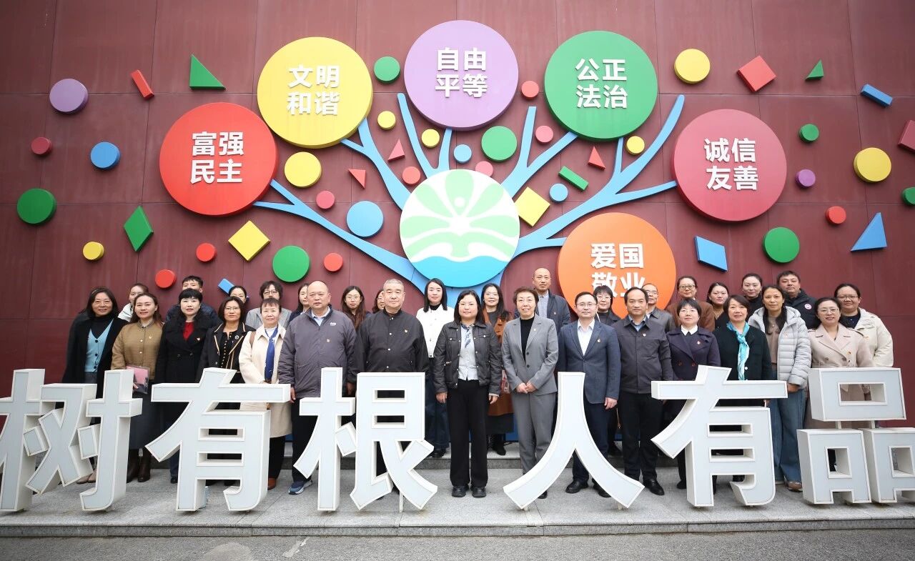 1985242644698976256.jpg b421c895e704f2267560dcedd21b7971.jpg