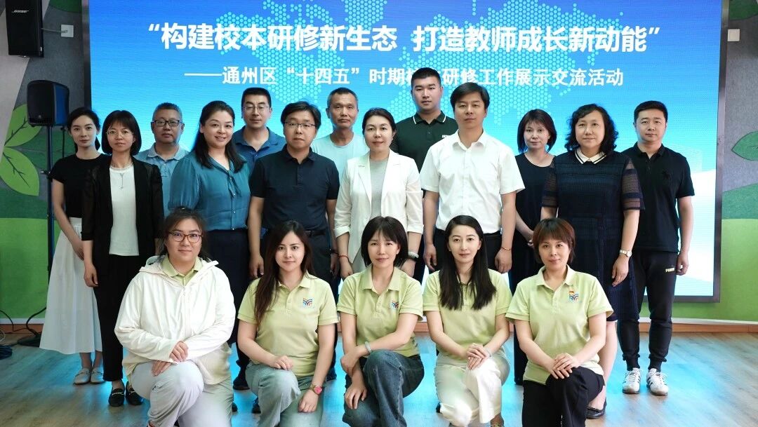 2008023381718159360.jpg 32d8fa18554923566550a1af333b2b6b.jpg